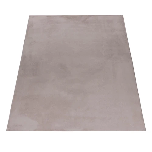 Dywan pluszowy Pouffy beżowy 160 cm x 230 cm    - Nowoczesne fasony do salonu i pokoju