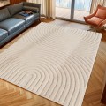 dywan-nowoczesny-art-3d-geometria-kremowy-aranzacja-na-parkiecie-z-ciemna-sofa-i-oknem-w-tle.jpg