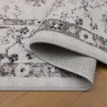 Dywan-vintage-INKA1142-Crream-Floral-z-Efektem-Postarzenia-Kremowy-fala-zbliżenie-wzoru.jpg