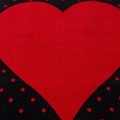 dywan-dzieciecy-bambi-serce-czerwone-830-red-2-.jpg